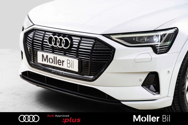 WAUZZZGE0MB030559 2021 AUDI E-TRON-4