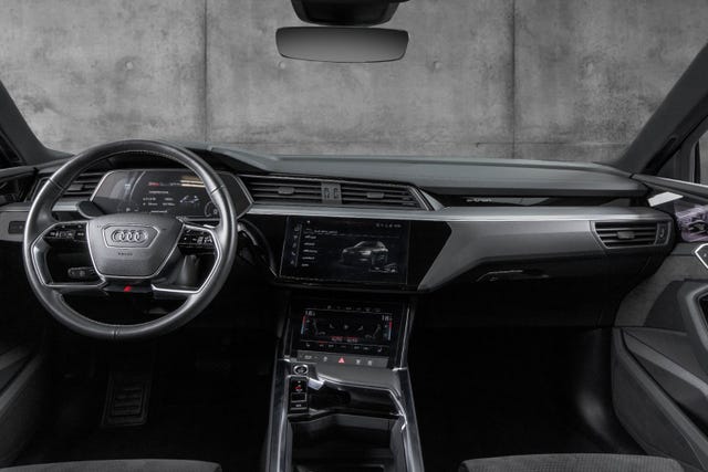 2021 AUDI E-TRON - 19