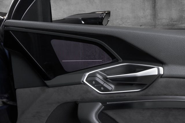 2021 AUDI E-TRON - 13