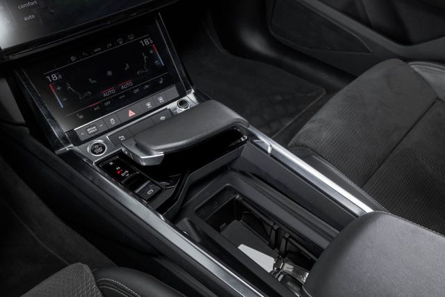 2021 AUDI E-TRON - 20