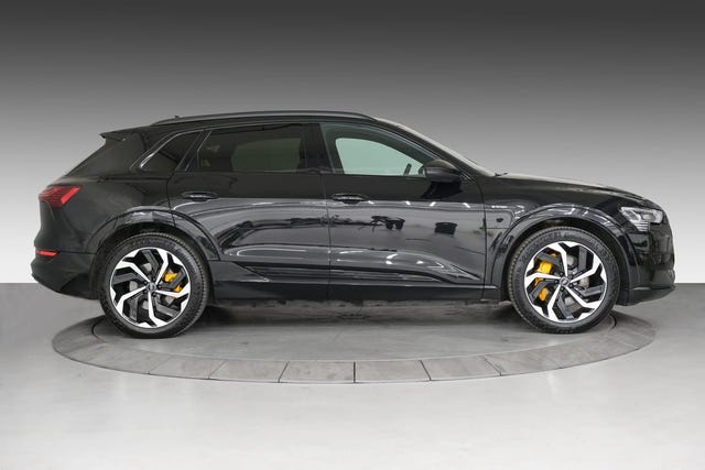 2021 AUDI E-TRON - 10