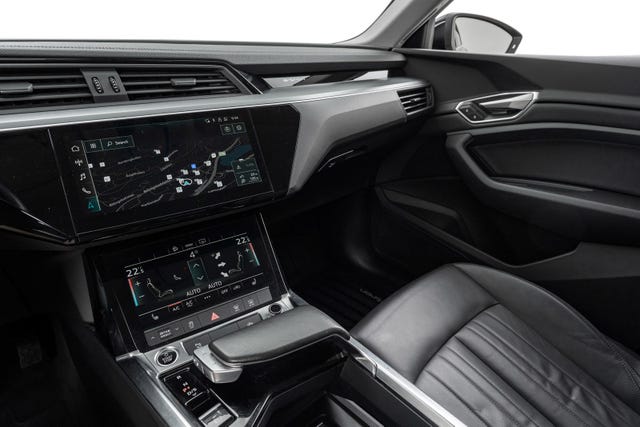2021 AUDI E-TRON - 17