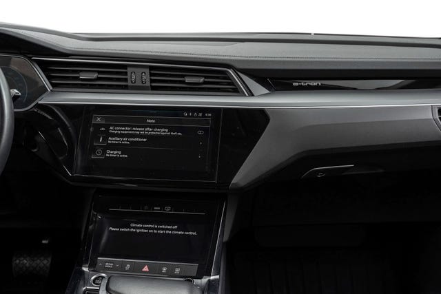 2021 AUDI E-TRON - 19