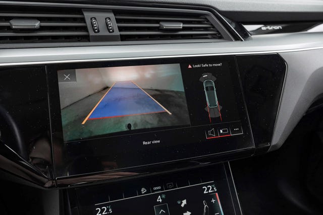 2021 AUDI E-TRON - 22