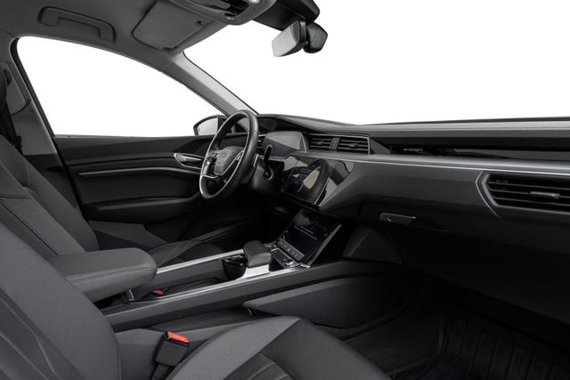 2021 AUDI E-TRON - 11