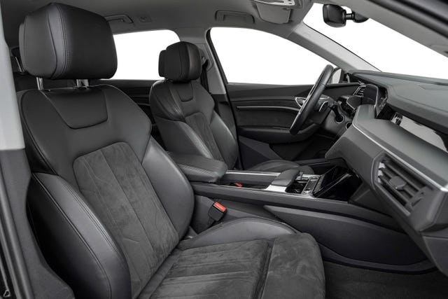 2021 AUDI E-TRON - 25