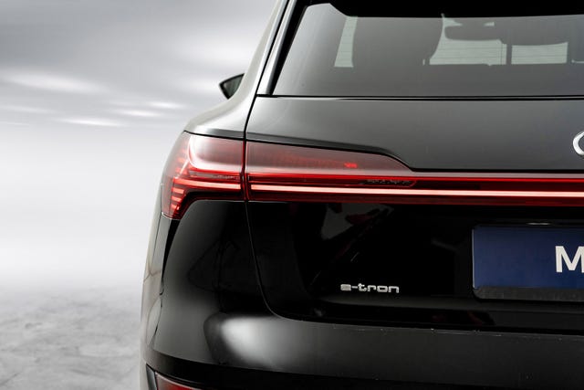 2021 AUDI E-TRON - 8