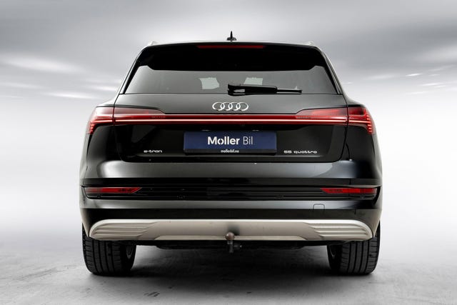 WAUZZZGEXMB016801 2021 AUDI E-TRON-5
