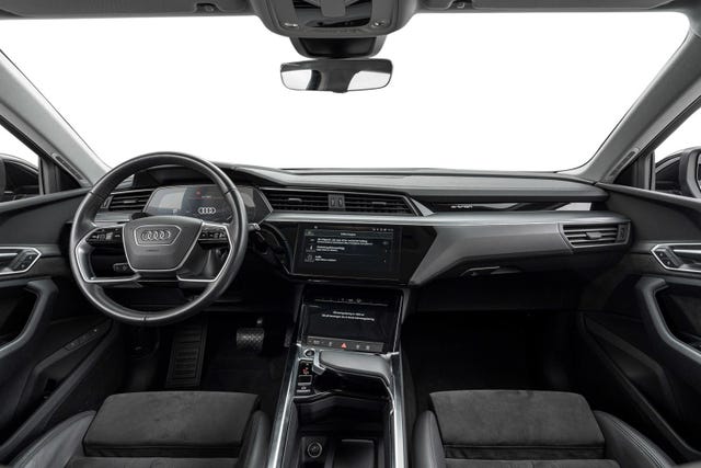 2021 AUDI E-TRON - 10