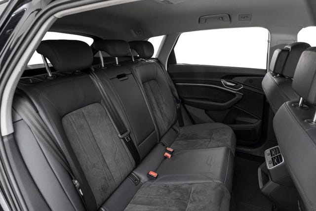 2021 AUDI E-TRON - 26