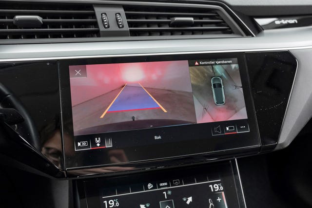 2021 AUDI E-TRON - 22