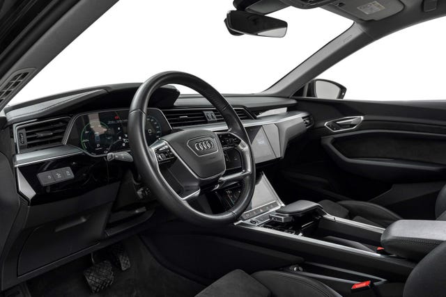 2021 AUDI E-TRON - 9