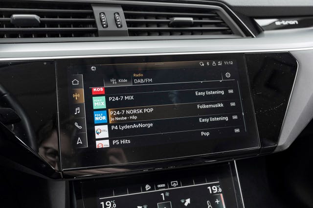 2021 AUDI E-TRON - 21