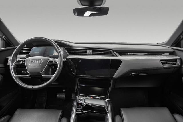 2021 AUDI E-TRON - 15
