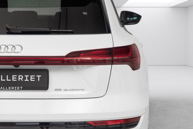 2021 AUDI E-TRON - 10
