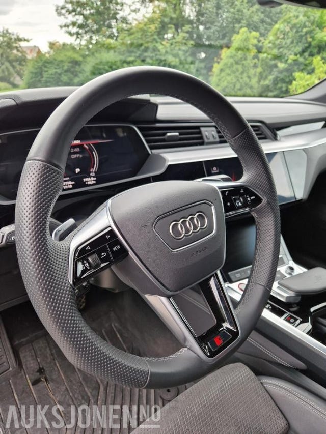 2021 AUDI E-TRON - 10