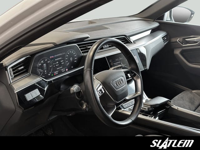 2021 AUDI E-TRON - 36
