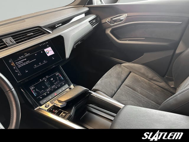 2021 AUDI E-TRON - 38