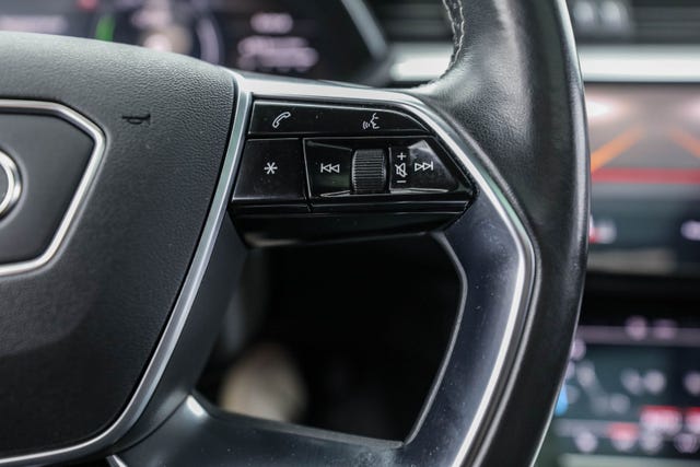 2021 AUDI E-TRON - 17