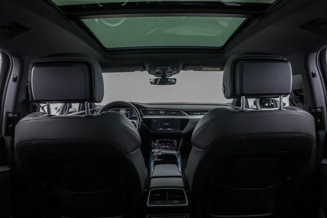 2021 AUDI E-TRON - 38
