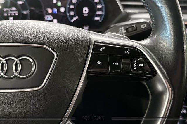 2021 AUDI E-TRON - 22