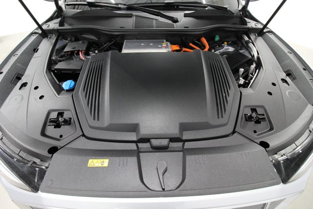 2021 AUDI E-TRON - 21
