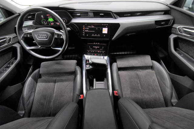 2021 AUDI E-TRON - 10