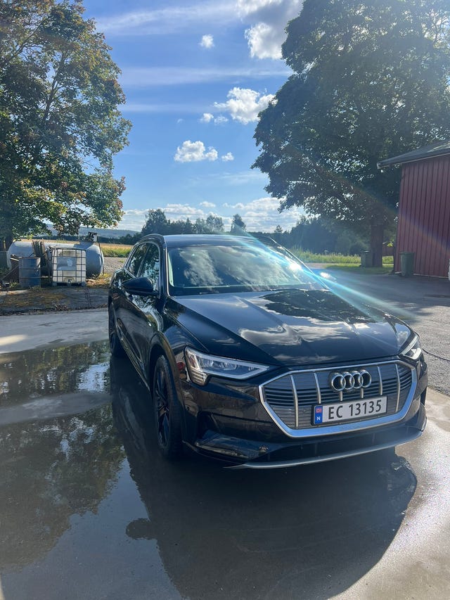 WAUZZZGE0MB009727 2021 AUDI E-TRON-0