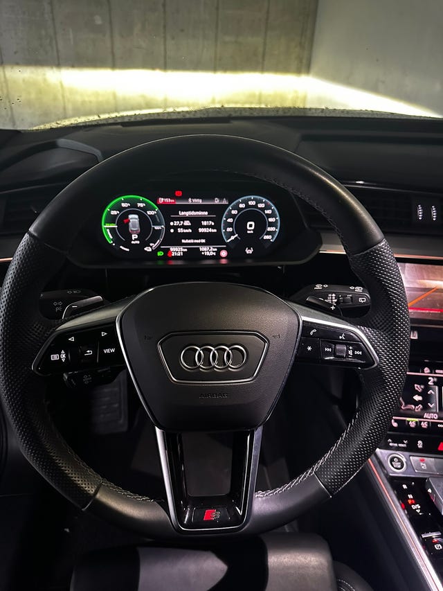 WAUZZZGEXMB044548 2021 AUDI E-TRON-4