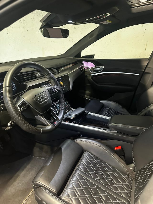 WAUZZZGEXMB044548 2021 AUDI E-TRON-5