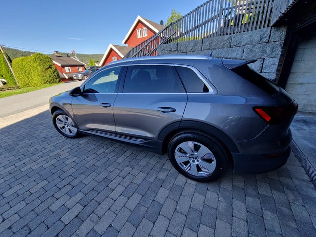 2020 AUDI E-TRON - 18