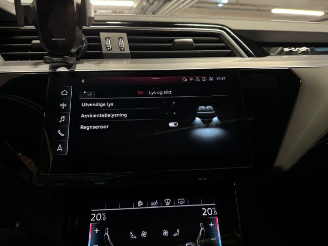 2020 AUDI E-TRON - 56