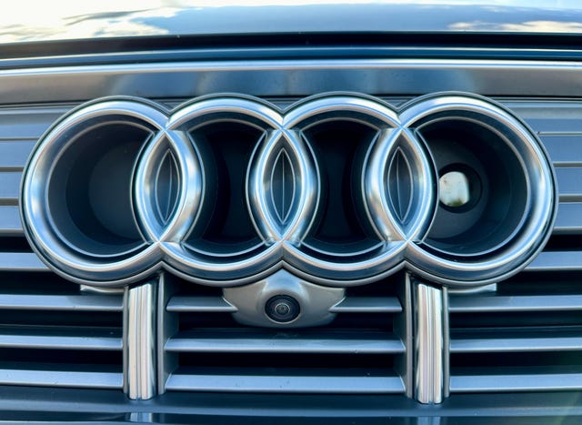 WAUZZZGE2LB021537 2020 AUDI E-TRON-3