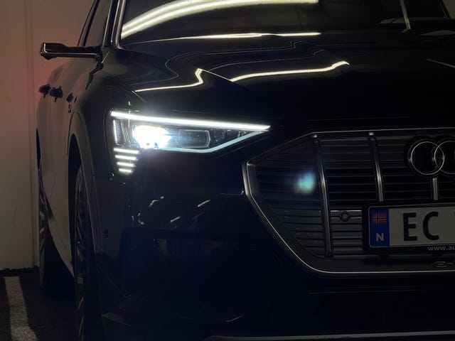 2020 AUDI E-TRON - 11