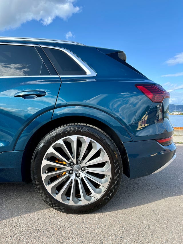 2020 AUDI E-TRON - 14