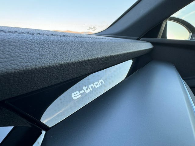 2021 AUDI E-TRON - 22