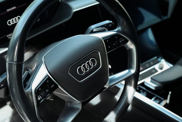 2020 AUDI E-TRON - 17