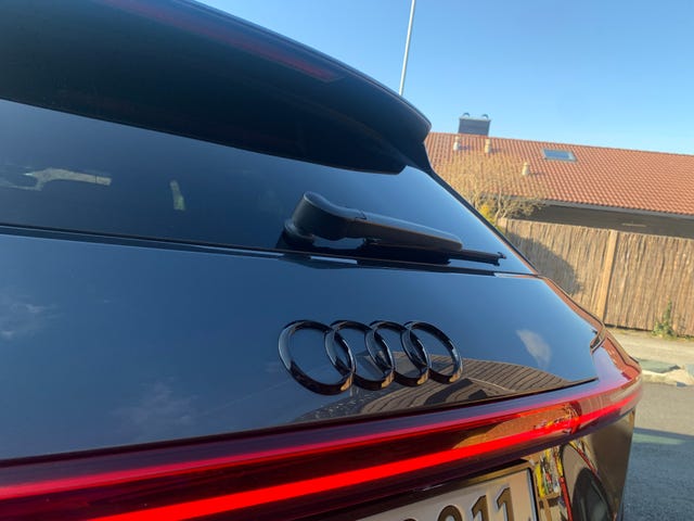 WAUZZZGE8LB020845 2020 AUDI E-TRON-5