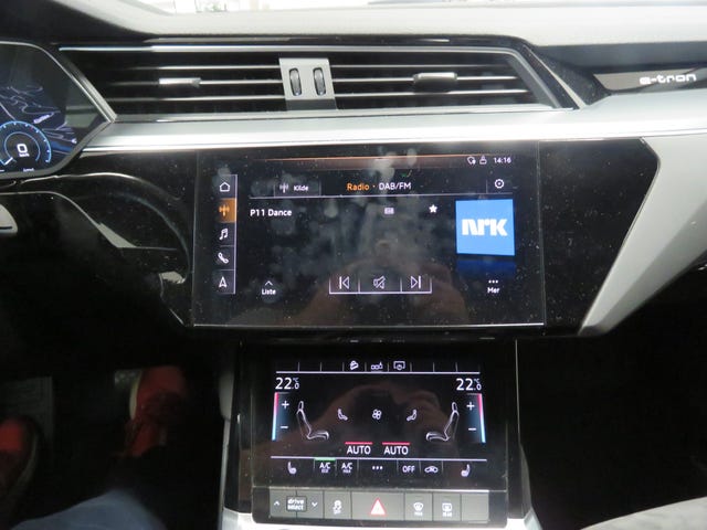 2020 AUDI E-TRON - 18