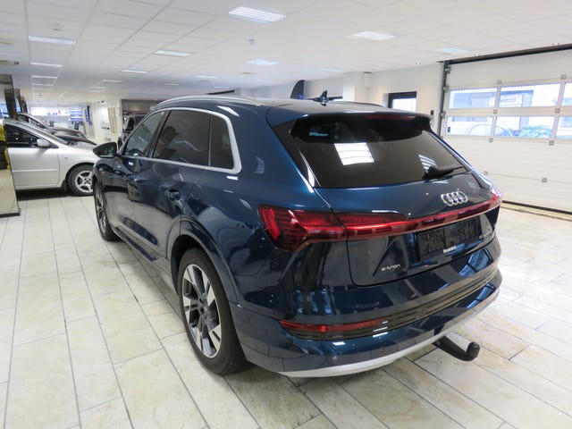 WAUZZZGE5LB038753 2020 AUDI E-TRON-2