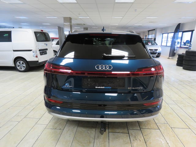 WAUZZZGE5LB038753 2020 AUDI E-TRON-3