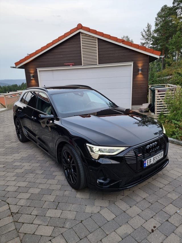 2020 AUDI E-TRON - 9