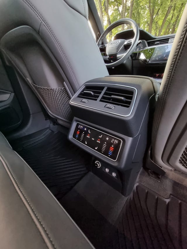 2020 AUDI E-TRON - 21