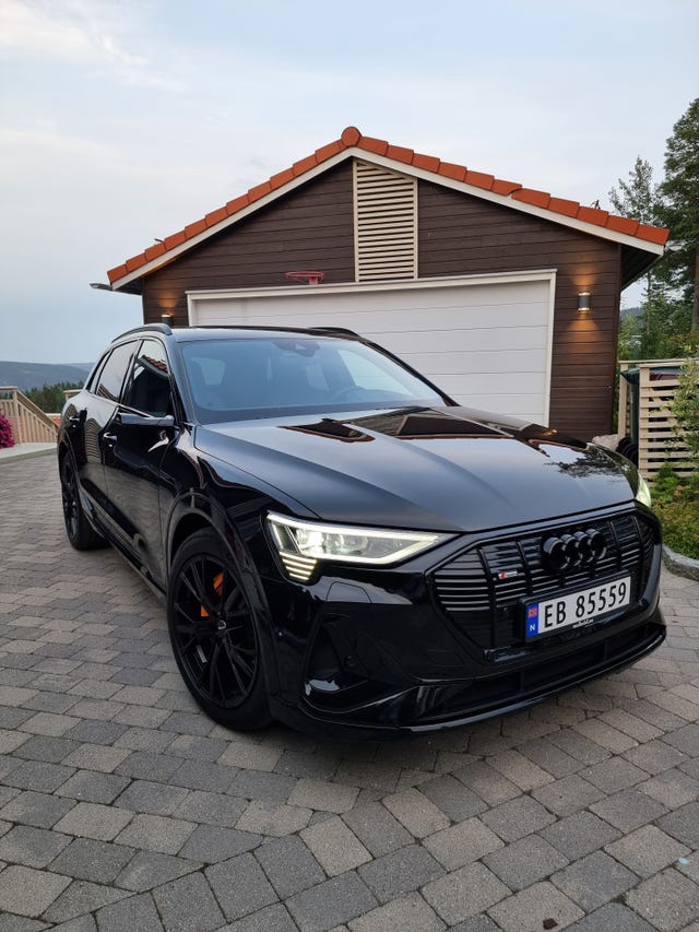 2020 AUDI E-TRON - 11