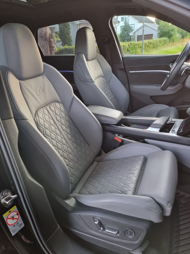 2020 AUDI E-TRON - 16