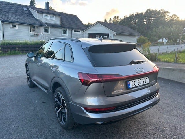 WAUZZZGE5MB043629 2021 AUDI E-TRON-3