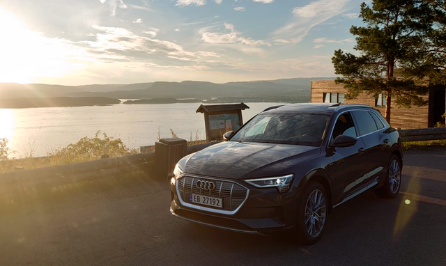 WAUZZZGEXLB010771 2020 AUDI E-TRON-0