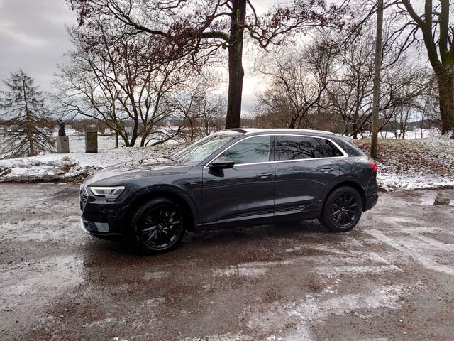 WAUZZZGEXLB010771 2020 AUDI E-TRON-5