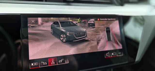 2020 AUDI E-TRON - 20