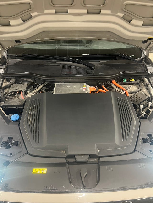2020 AUDI E-TRON - 20